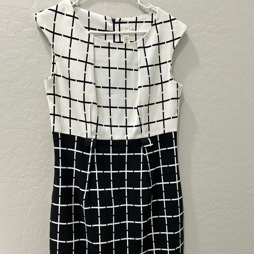 Emma & Michele Sheath Dress Size 6 Black & White